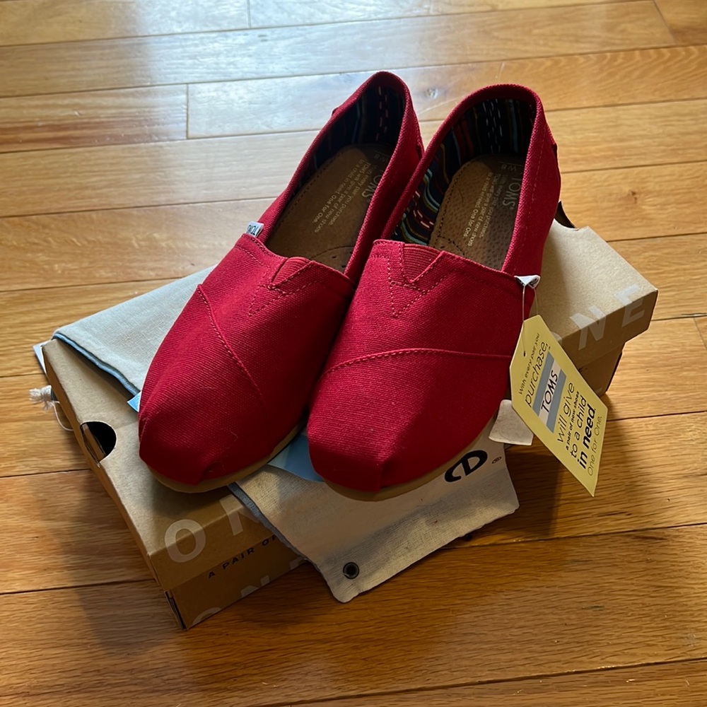 Classic Red Canvas Toms